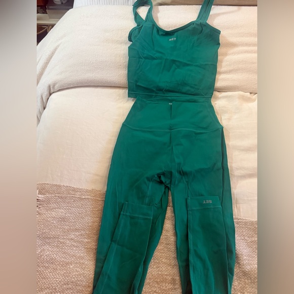 SET Active workout set - Picture 2 of 4